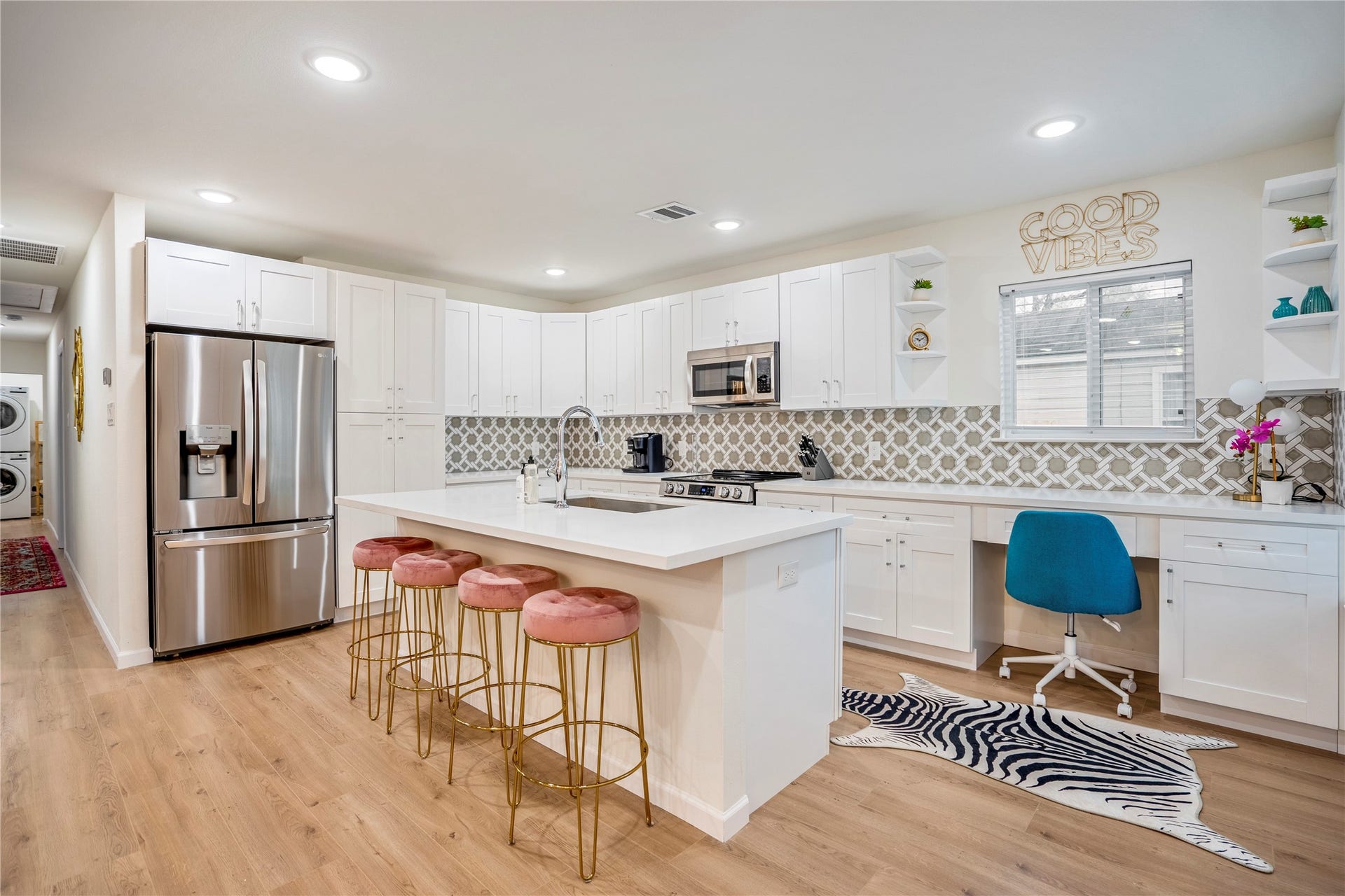 2208 Jean Street, Houston, TX 77023 2208 Jean Street, Houston, TX 77023