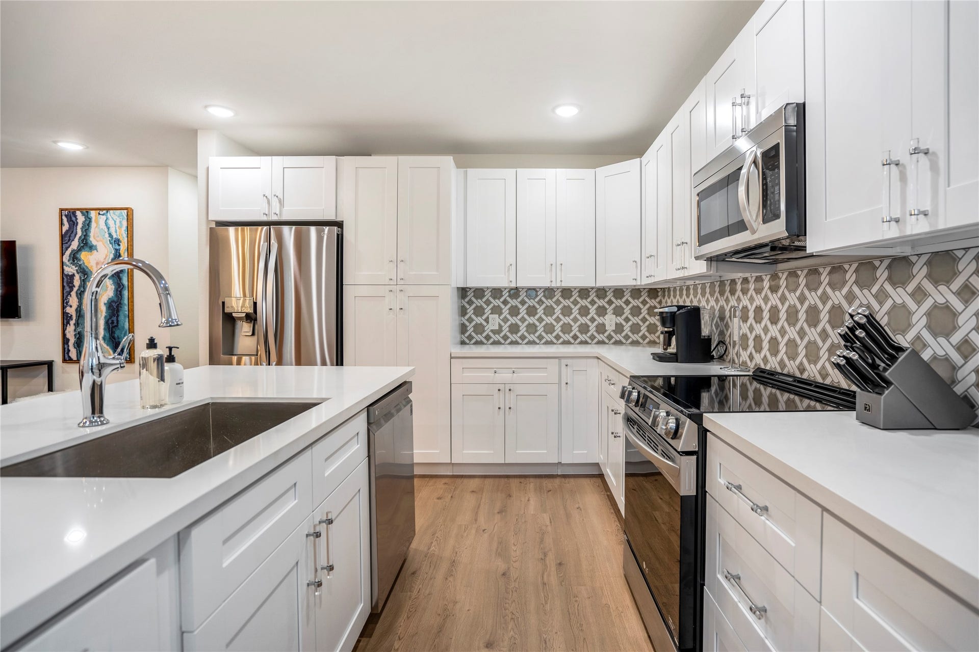 2208 Jean Street, Houston, TX 77023 2208 Jean Street, Houston, TX 77023
