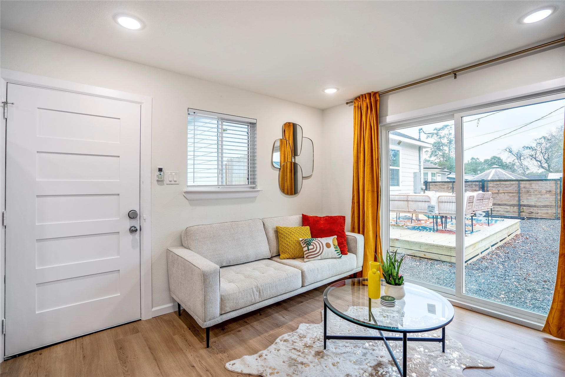 2208 Jean Street, Houston, TX 77023 2208 Jean Street, Houston, TX 77023