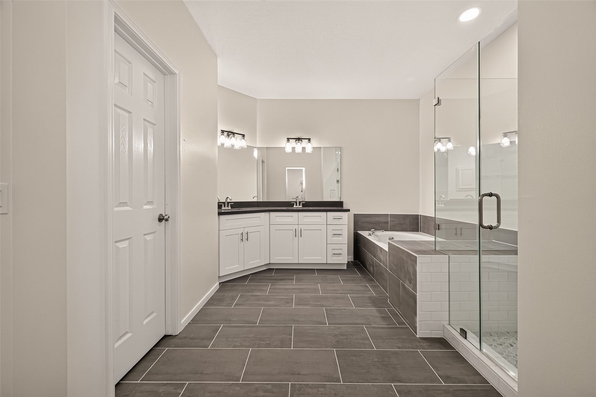 19015 White Horse Drive, Tomball, TX 77377 19015 White Horse Drive, Tomball, TX 77377