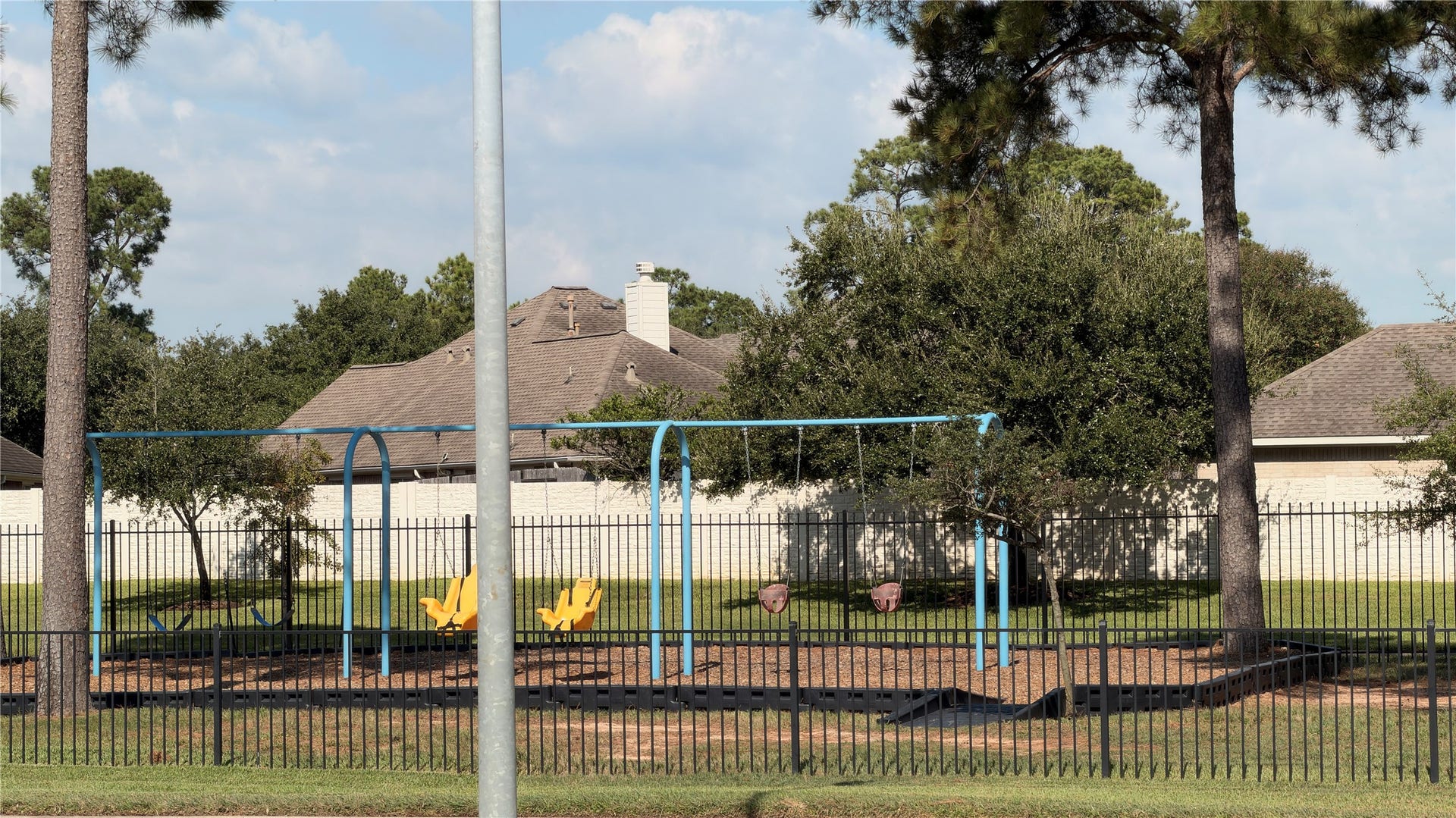 19015 White Horse Drive, Tomball, TX 77377 19015 White Horse Drive, Tomball, TX 77377