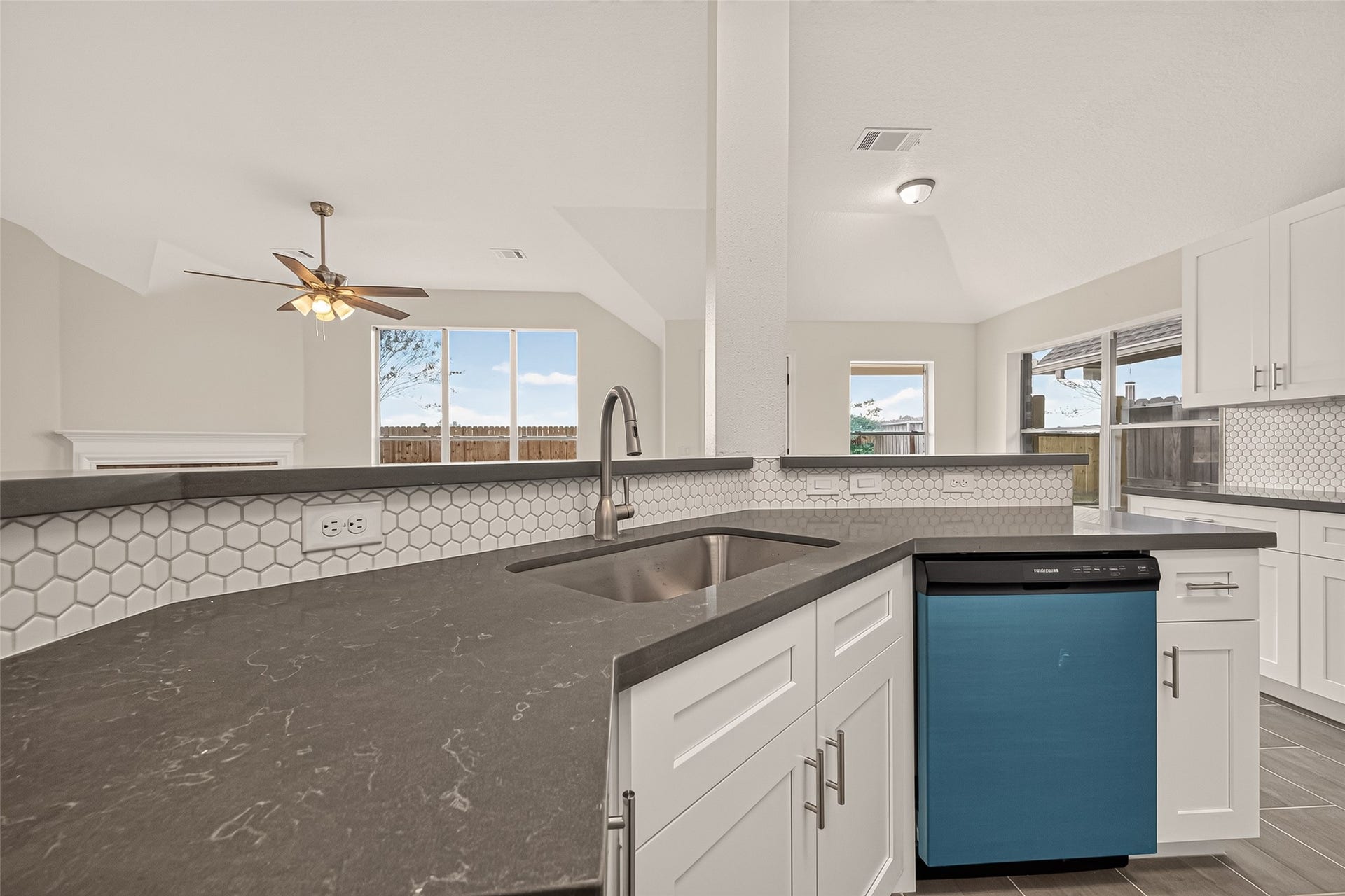 19015 White Horse Drive, Tomball, TX 77377 19015 White Horse Drive, Tomball, TX 77377