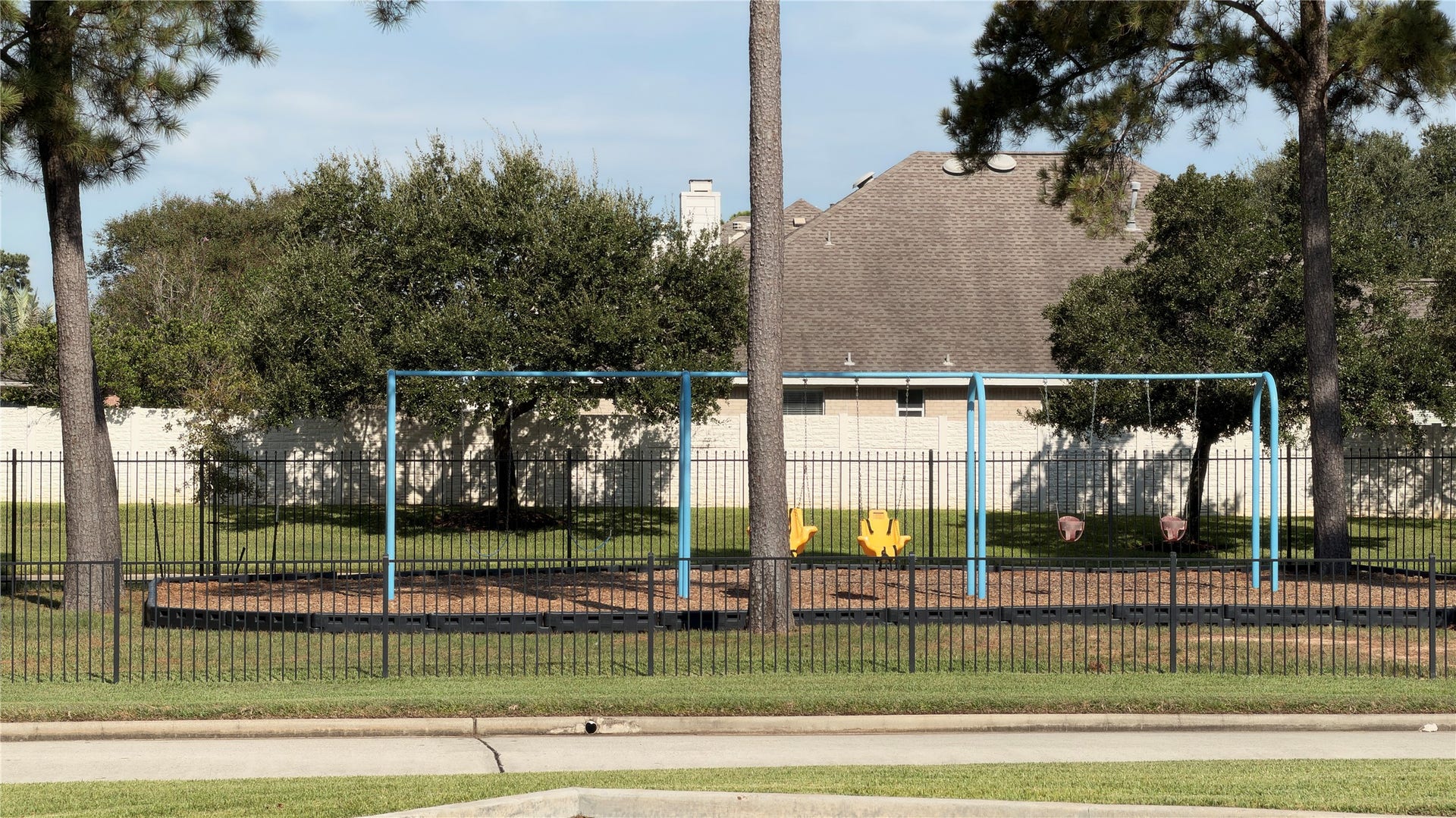 19015 White Horse Drive, Tomball, TX 77377 19015 White Horse Drive, Tomball, TX 77377