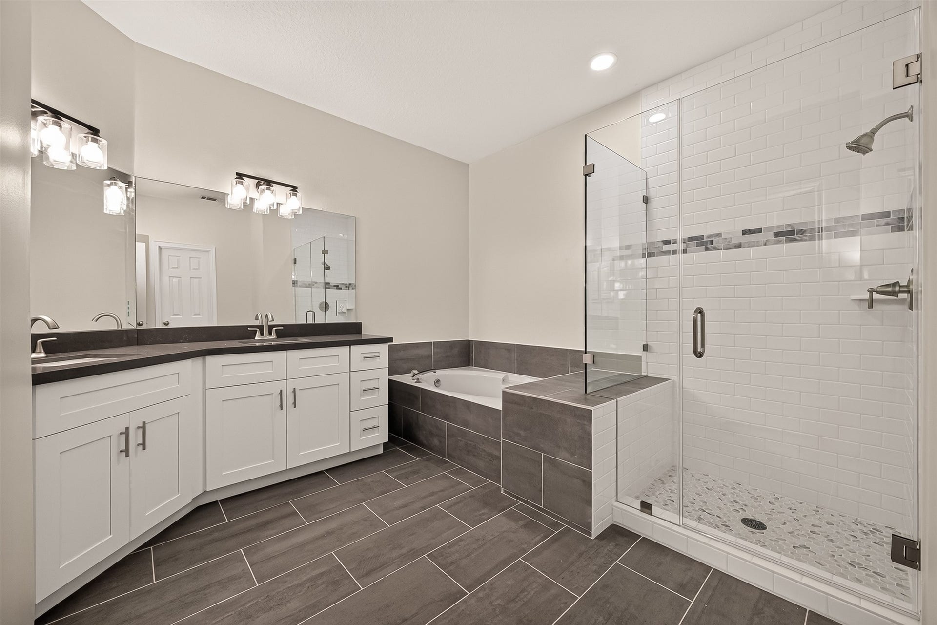 19015 White Horse Drive, Tomball, TX 77377 19015 White Horse Drive, Tomball, TX 77377