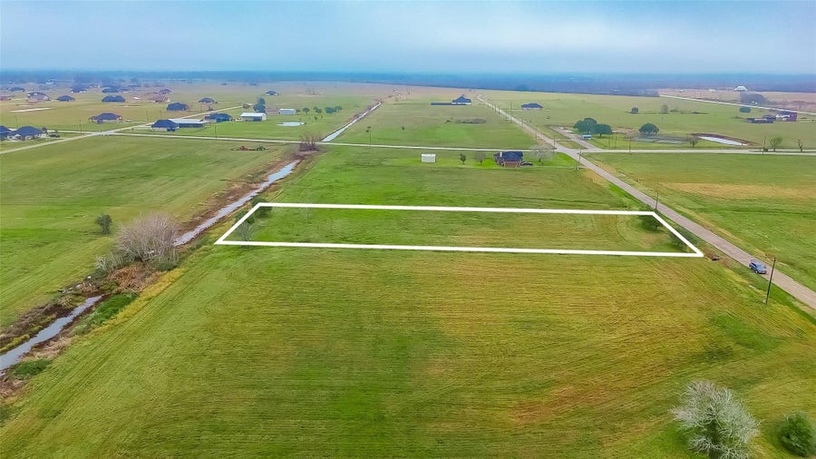 Property photo for 354 Brahman Trail, Angleton, TX