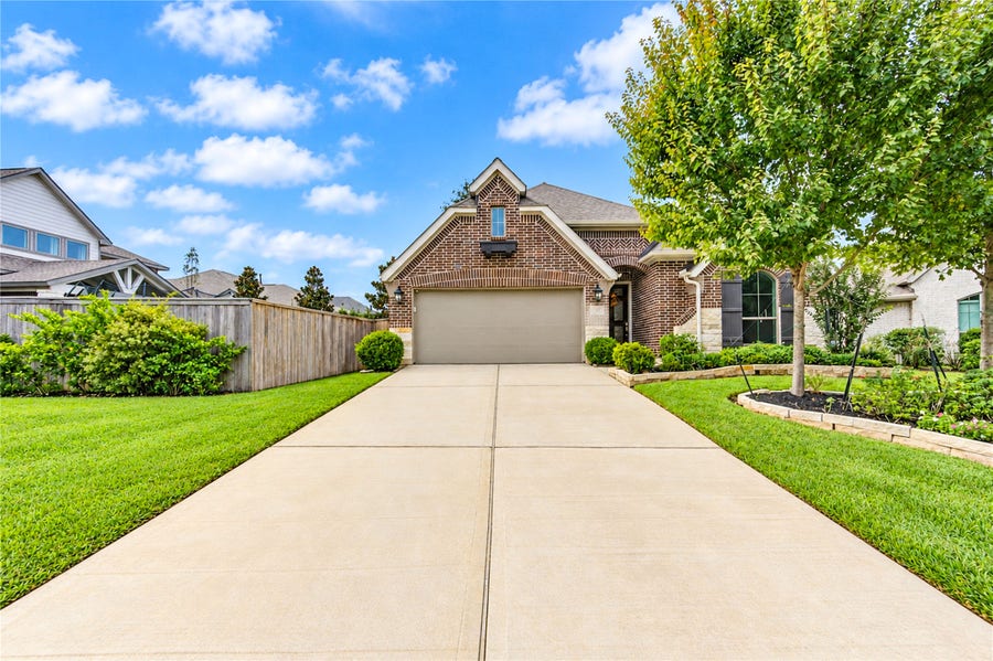 Property photo for 438 Devlin Shores Drive, Conroe, TX