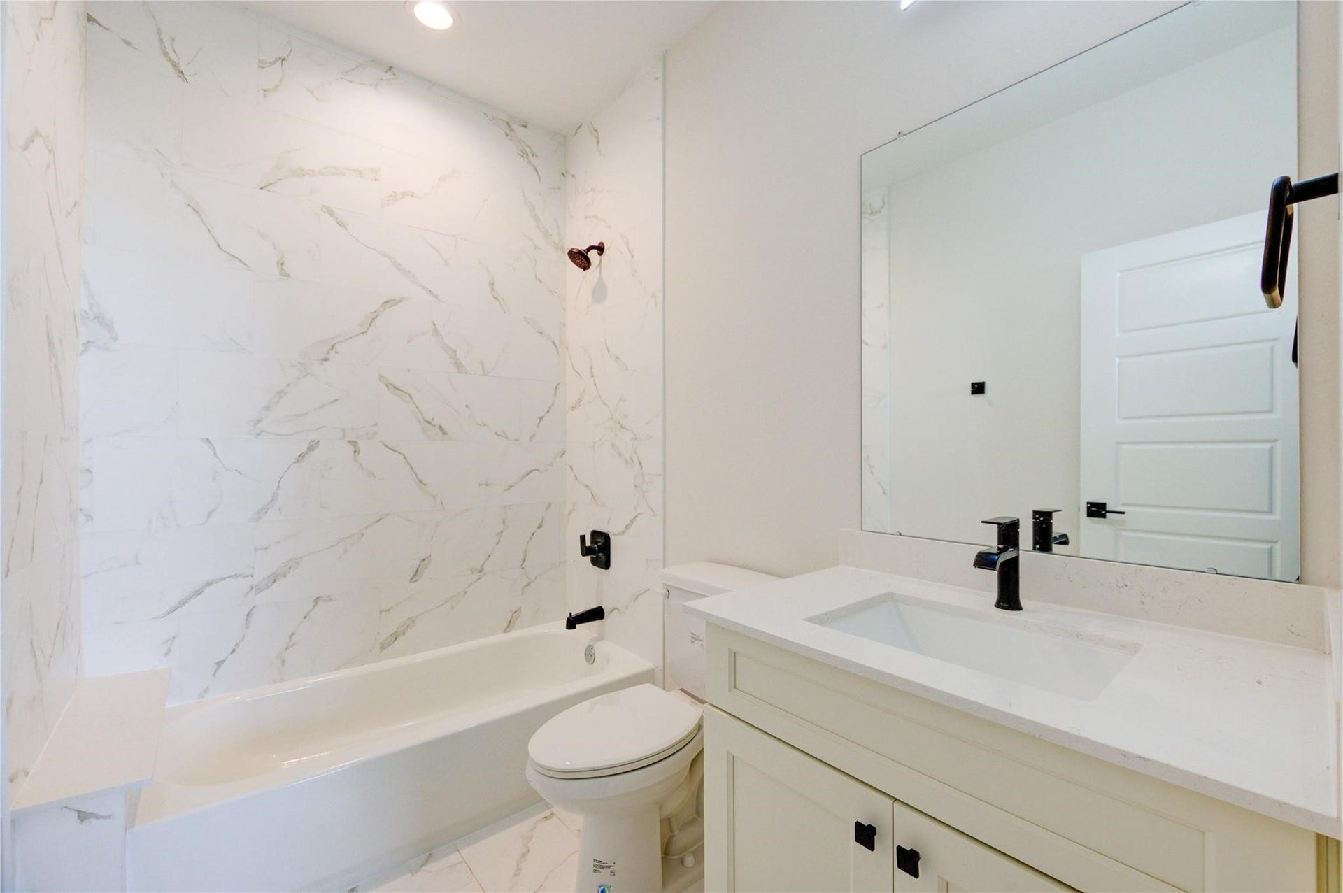 1928 Gregg Street, #A-C, Houston, TX 77020 1928 Gregg Street, #A-C, Houston, TX 77020