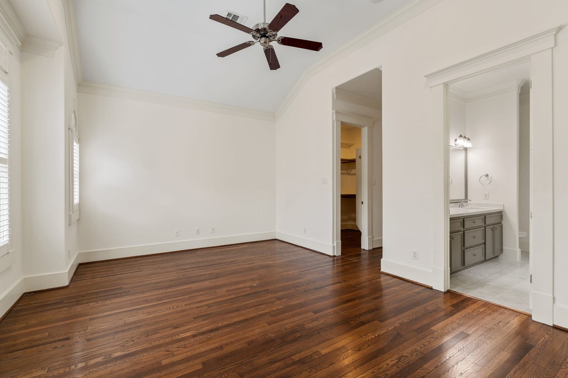 1042 W 25th Street, #B, Houston, TX 77008 1042 W 25th Street, #B, Houston, TX 77008