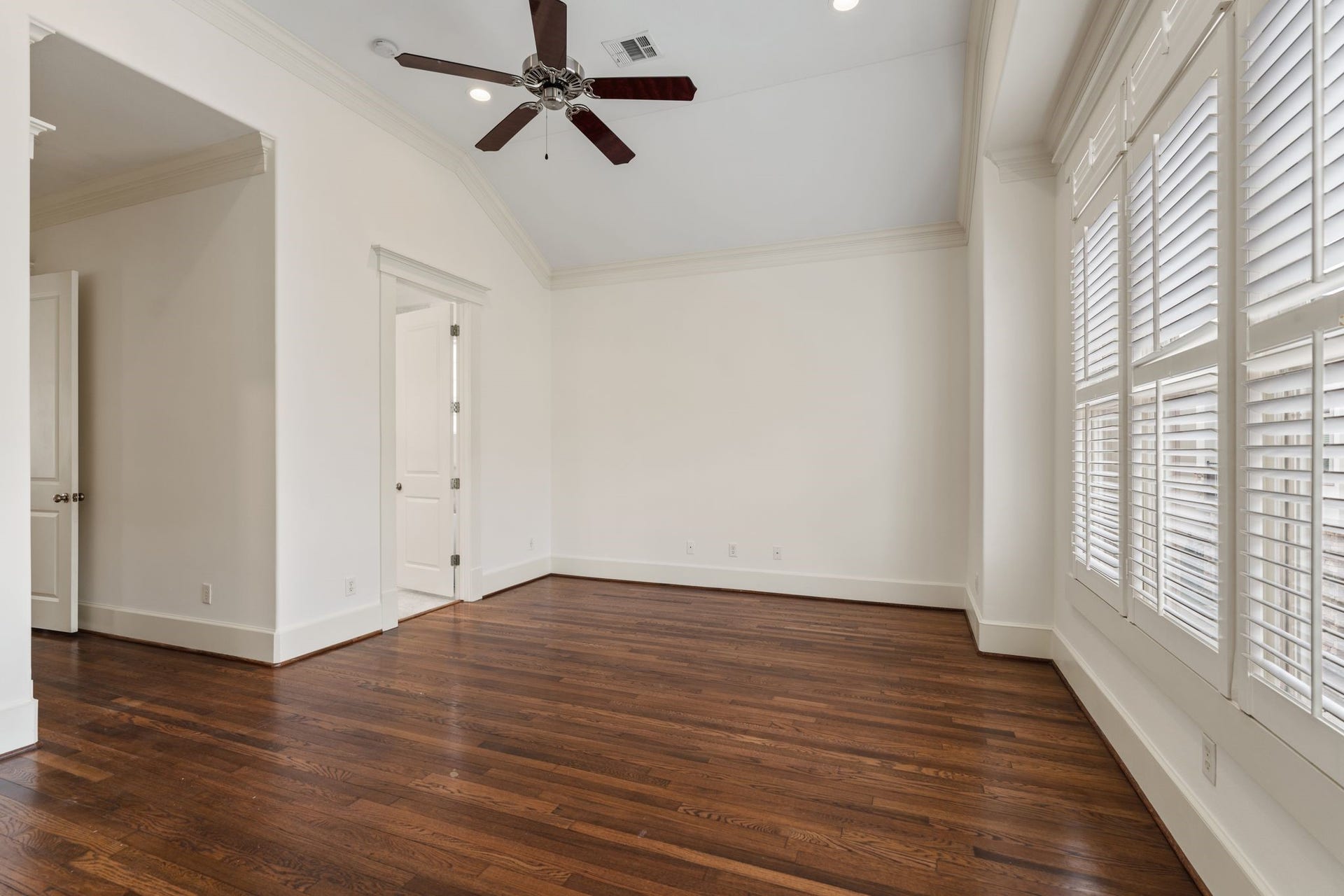 1042 W 25th Street, #B, Houston, TX 77008 1042 W 25th Street, #B, Houston, TX 77008