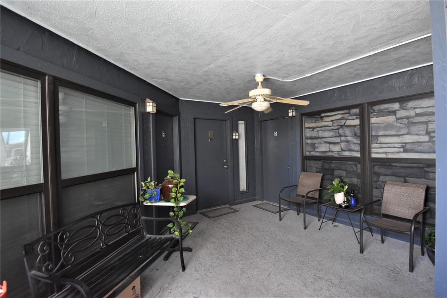 Property photo for 909 Fm 517 Road E, #F, Dickinson, TX