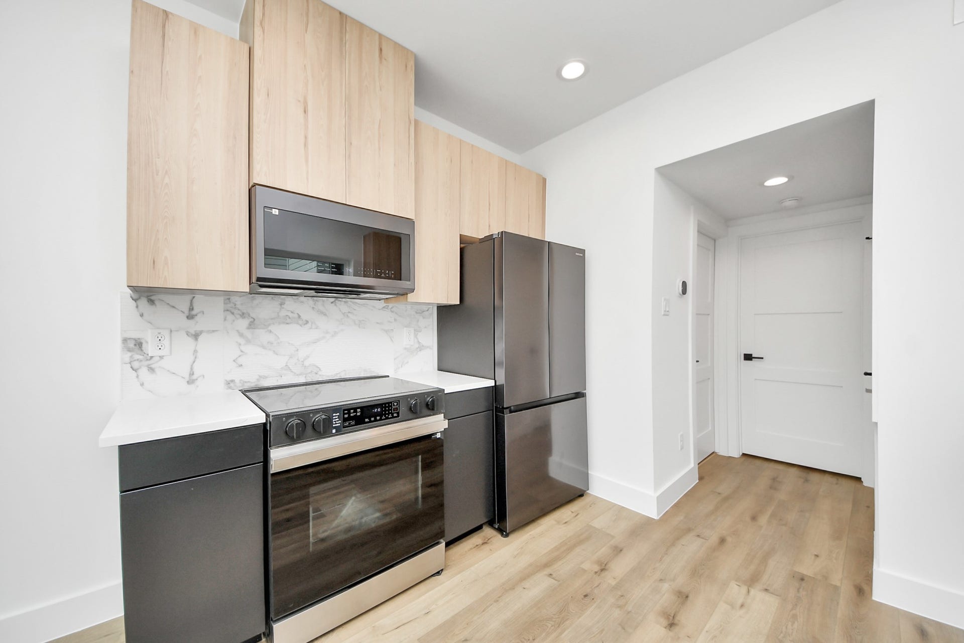 5030 Mallow Street, #A/B, Houston, TX 77033 Unit A - Kitchen
