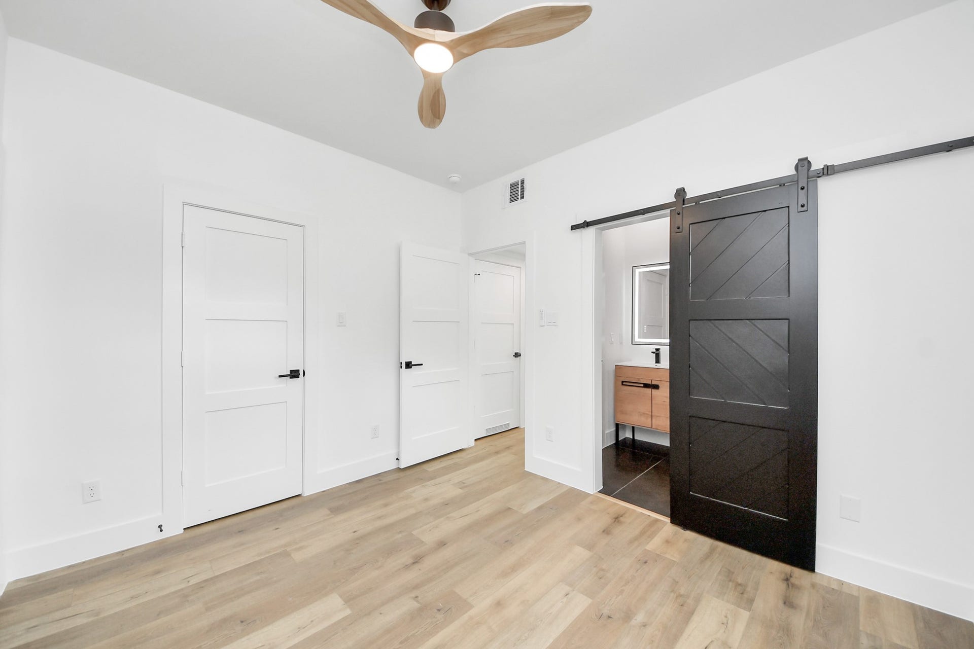 5030 Mallow Street, #A/B, Houston, TX 77033 Unit A - Bedroom