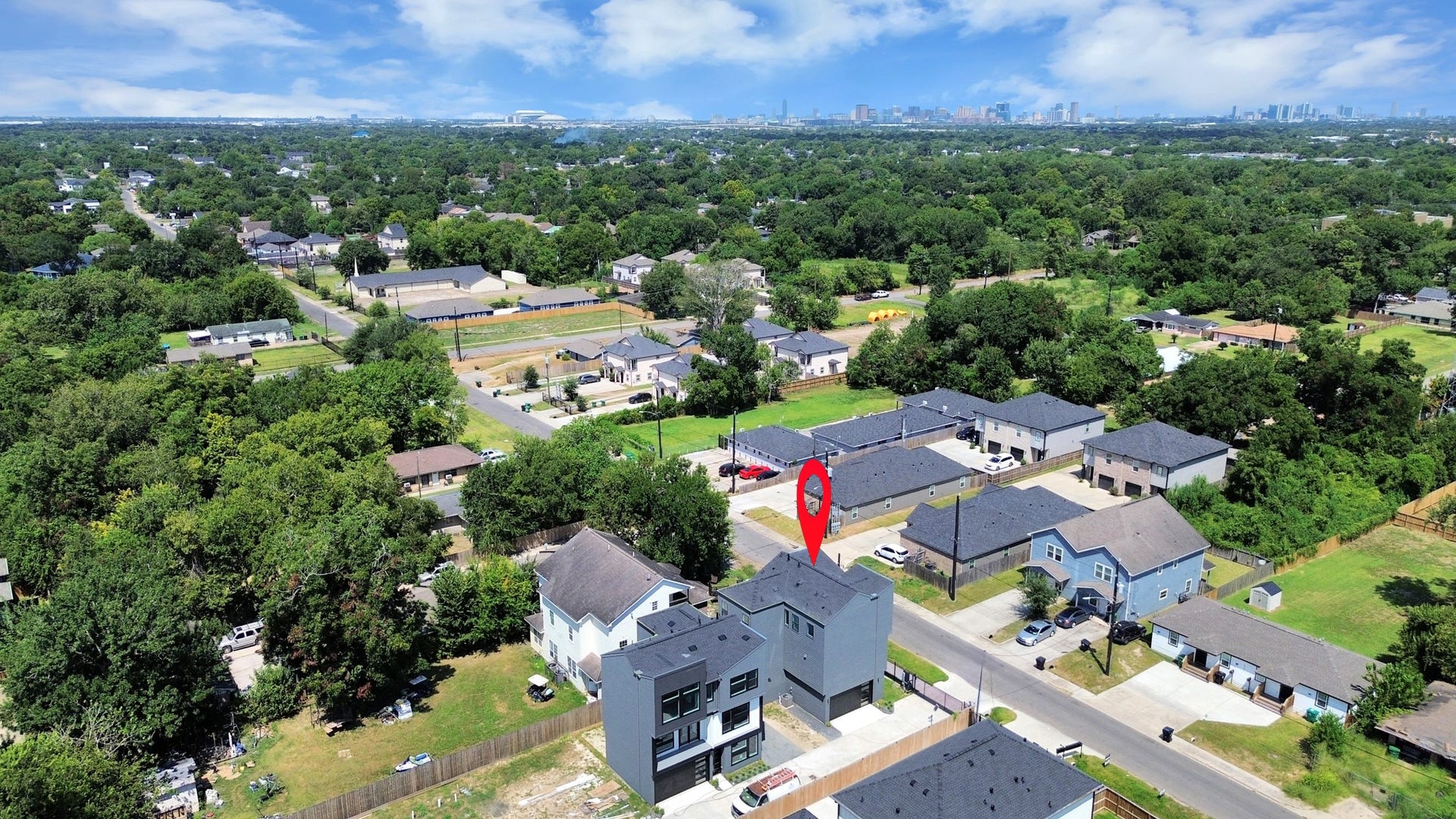 5030 Mallow Street, #A/B, Houston, TX 77033 5030 Mallow Street, #A/B, Houston, TX 77033