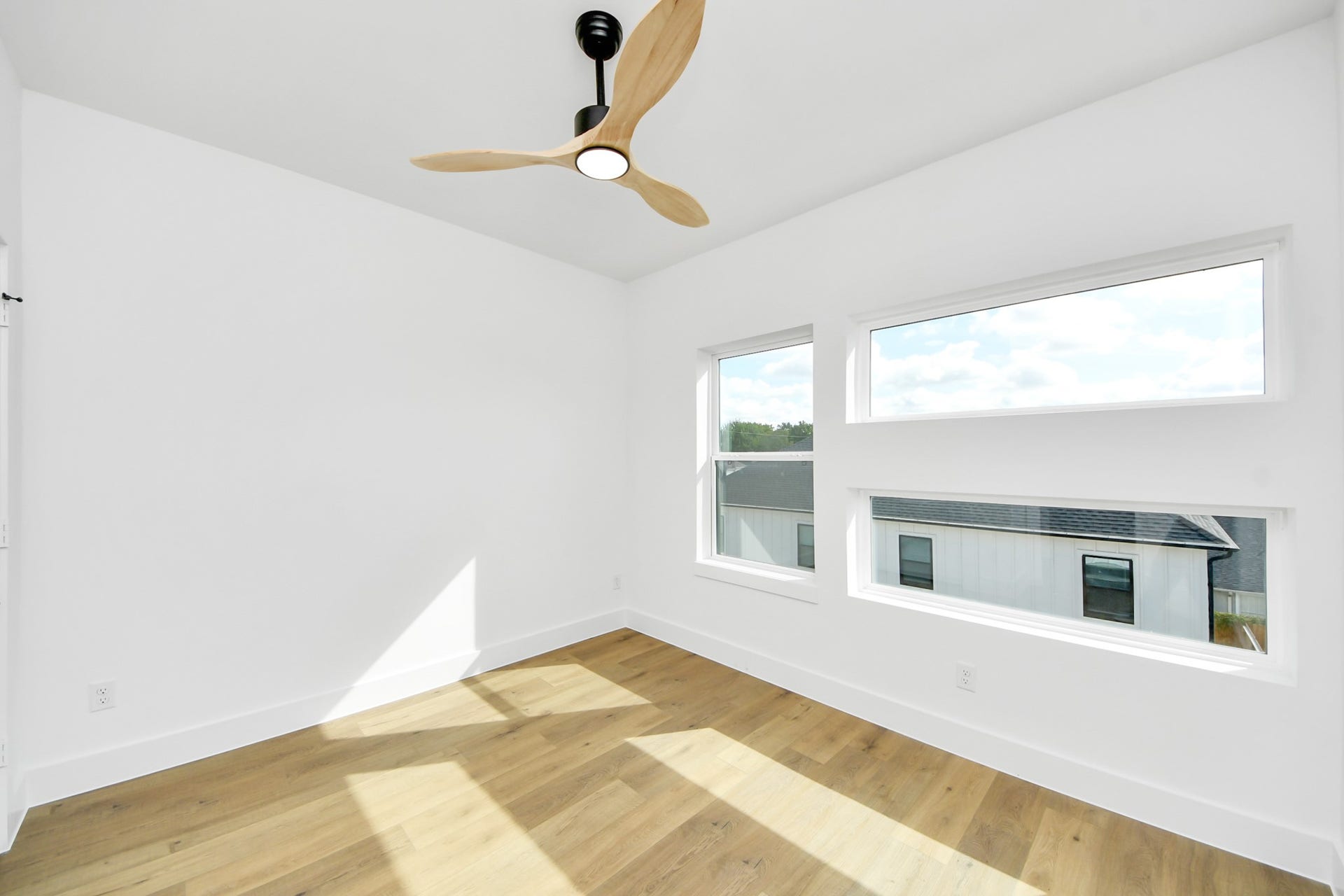 5030 Mallow Street, #A/B, Houston, TX 77033 Unit B - Secondary bedroom