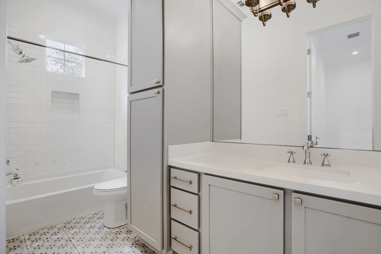 504 W Cottage Street, #B, Houston, TX 77009 504 W Cottage Street, #B, Houston, TX 77009