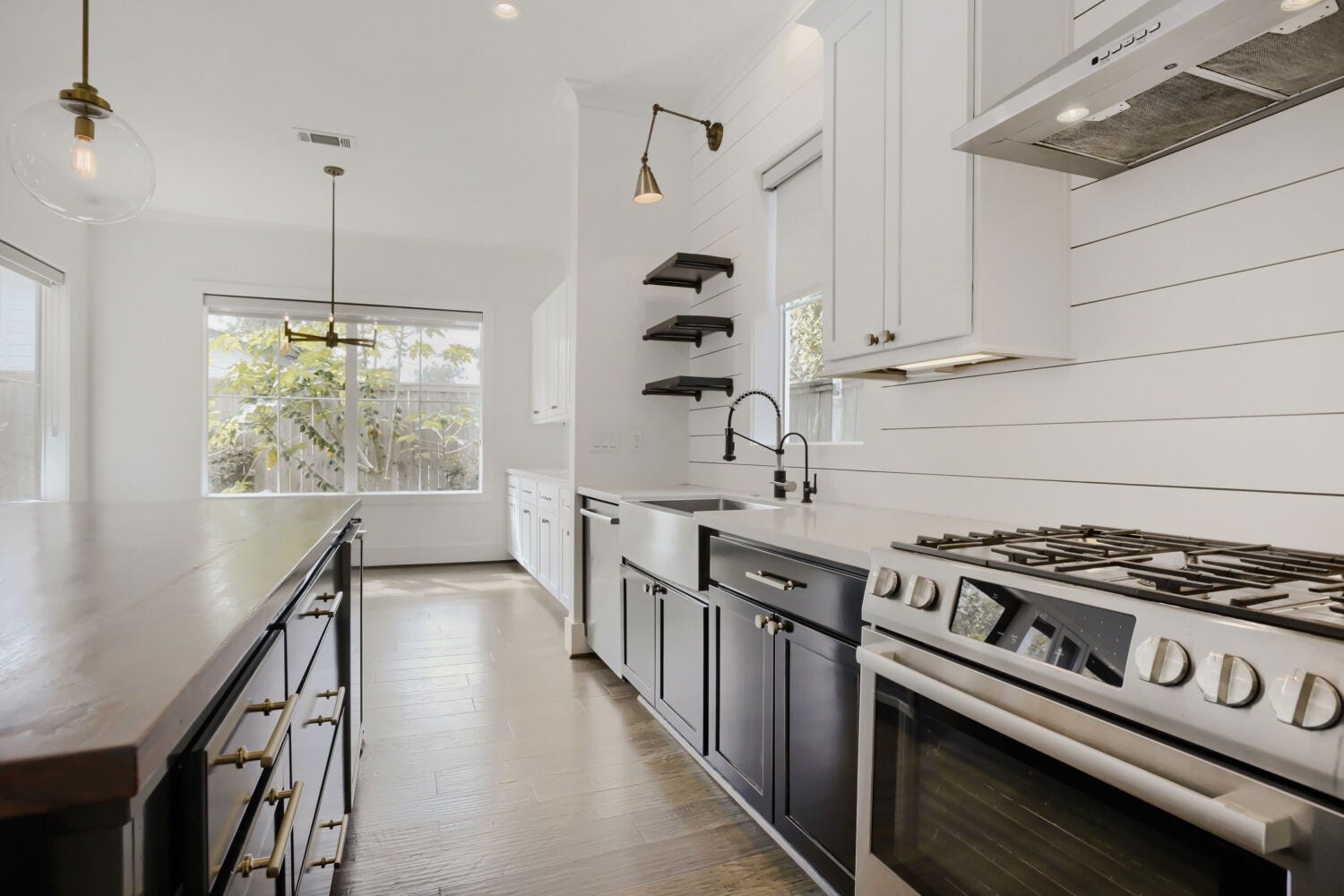 504 W Cottage Street, #B, Houston, TX 77009 504 W Cottage Street, #B, Houston, TX 77009