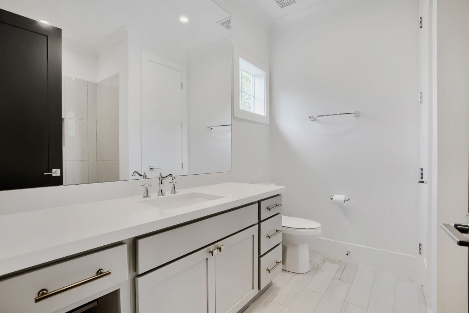 504 W Cottage Street, #B, Houston, TX 77009 504 W Cottage Street, #B, Houston, TX 77009