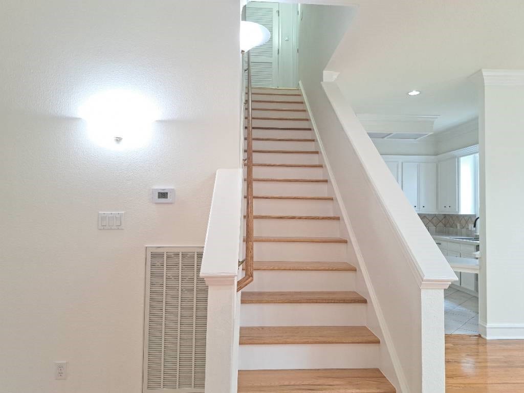 2413 Dorrington Street, Houston, TX 77030 2413 Dorrington Street, Houston, TX 77030