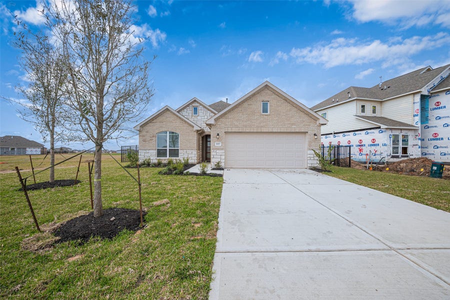 Property photo for 3007 Golden Isle Drive, Texas City, TX