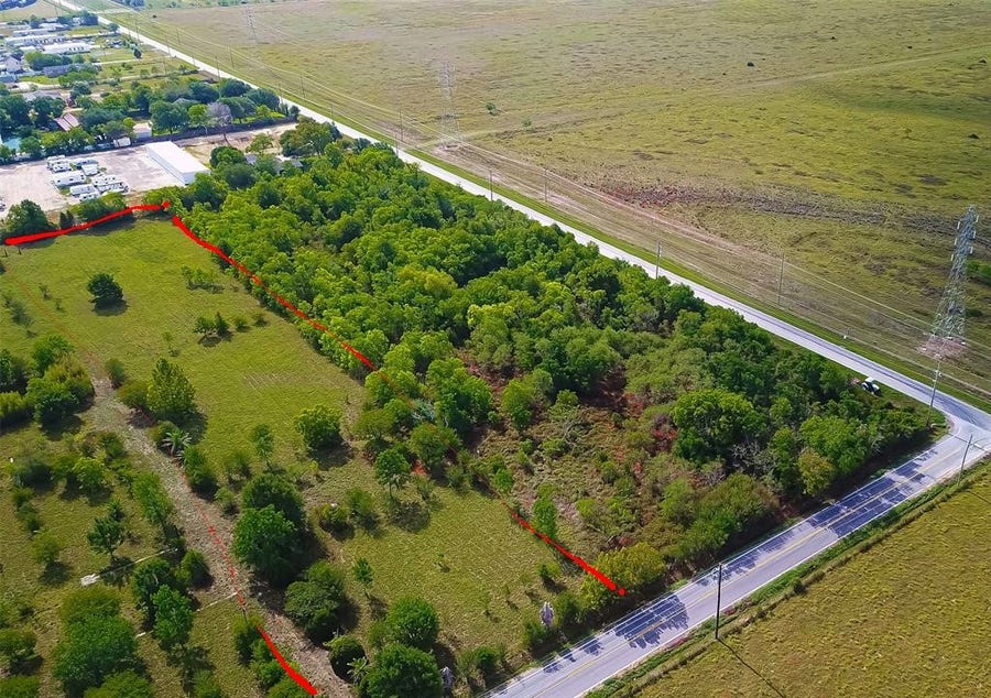 Property photo for 17020 Kickapoo Road, Waller, TX