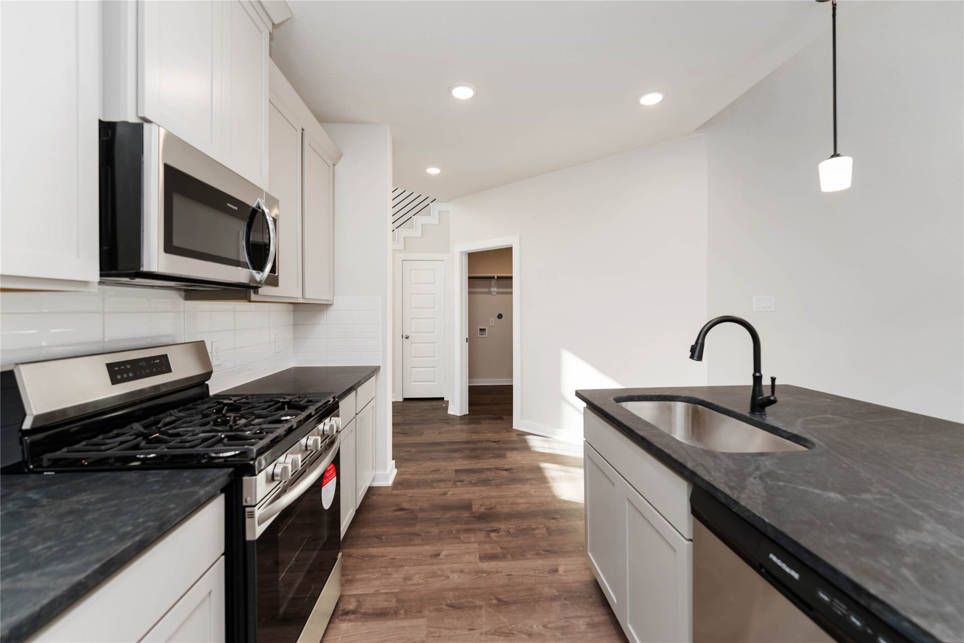 5840 Trout Lily Drive, Montgomery, TX 77316 5840 Trout Lily Drive, Montgomery, TX 77316