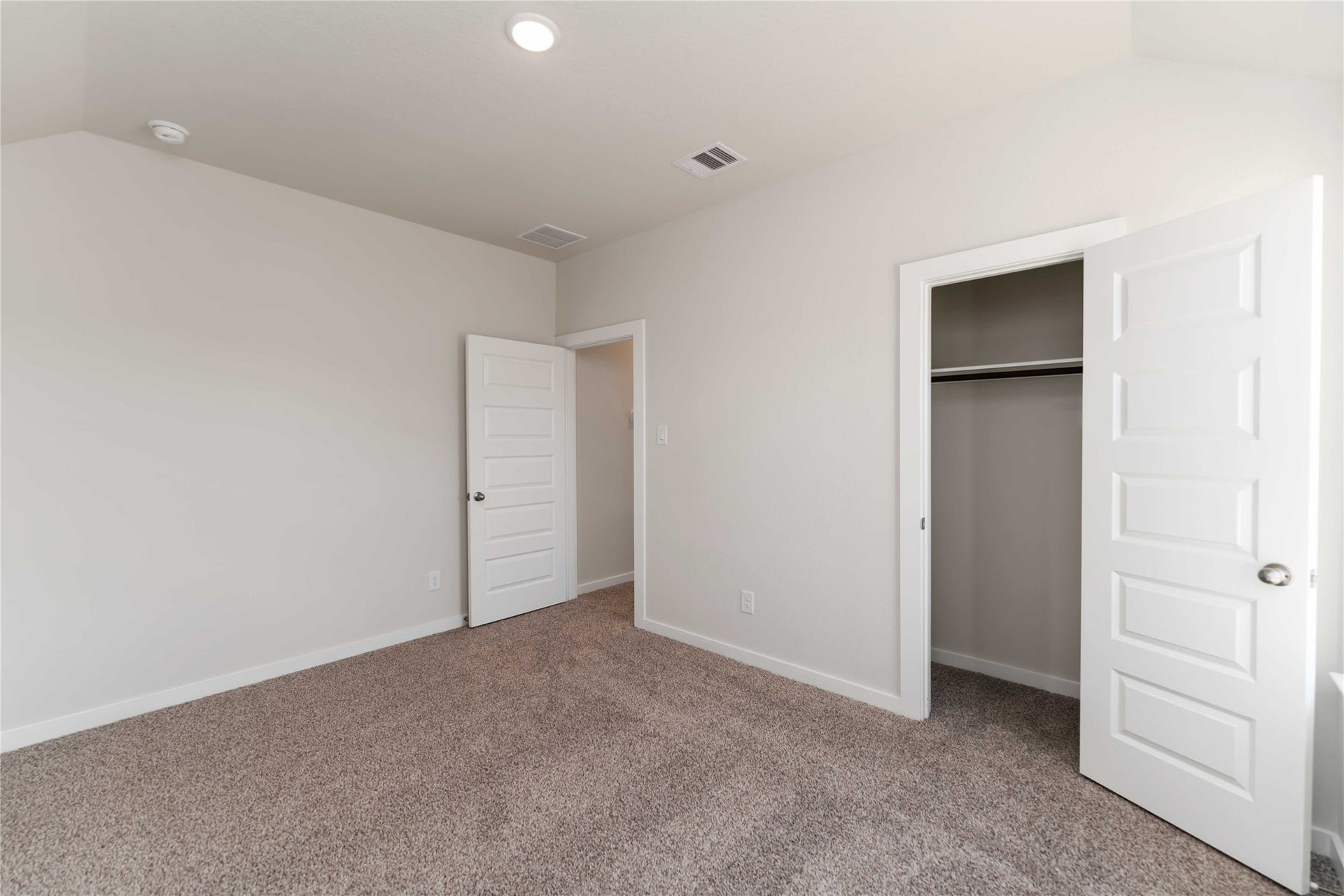5840 Trout Lily Drive, Montgomery, TX 77316 5840 Trout Lily Drive, Montgomery, TX 77316