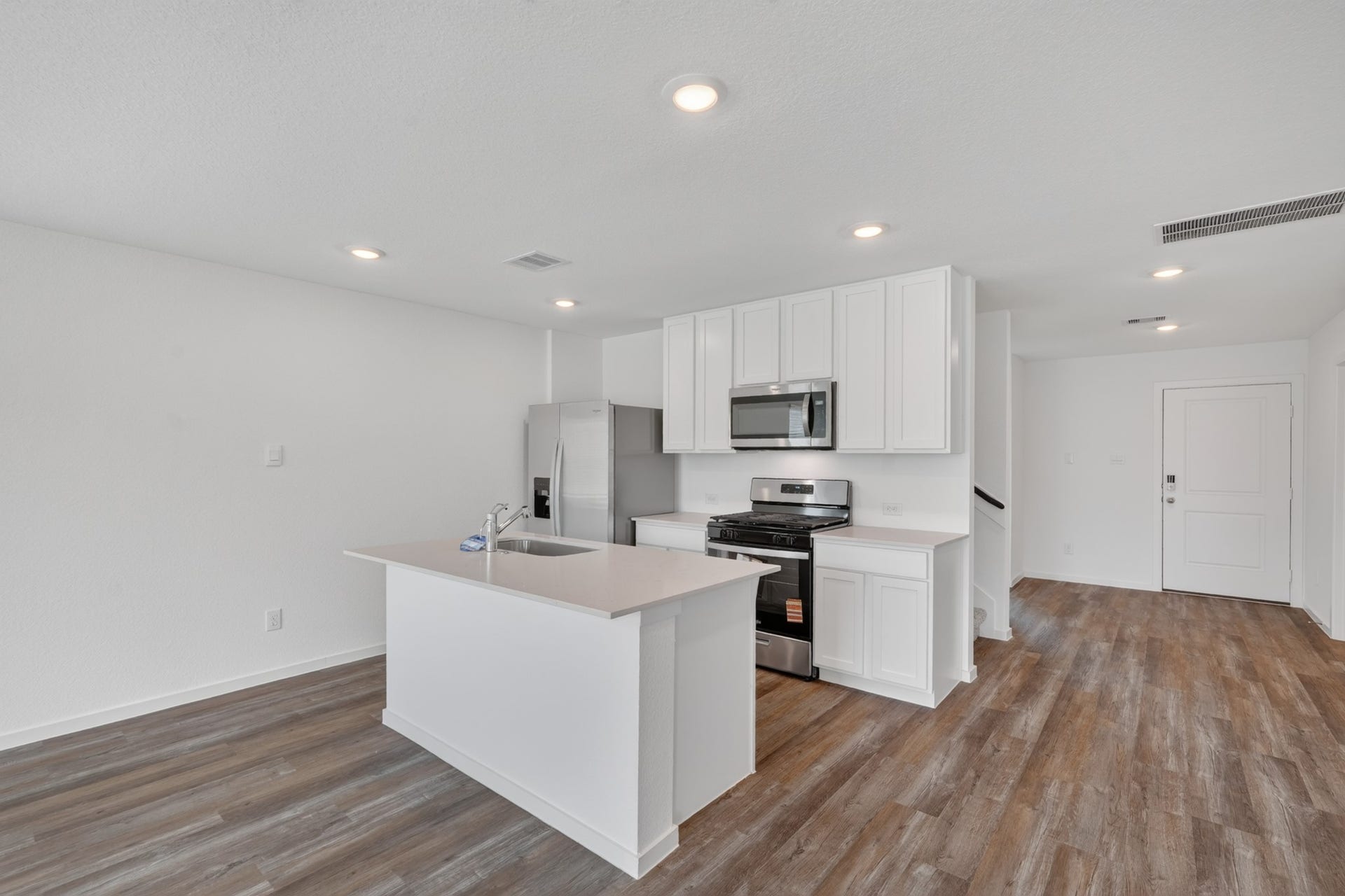 40818 Hawthorne Glades Street, Magnolia, TX 77354 40818 Hawthorne Glades Street, Magnolia, TX 77354