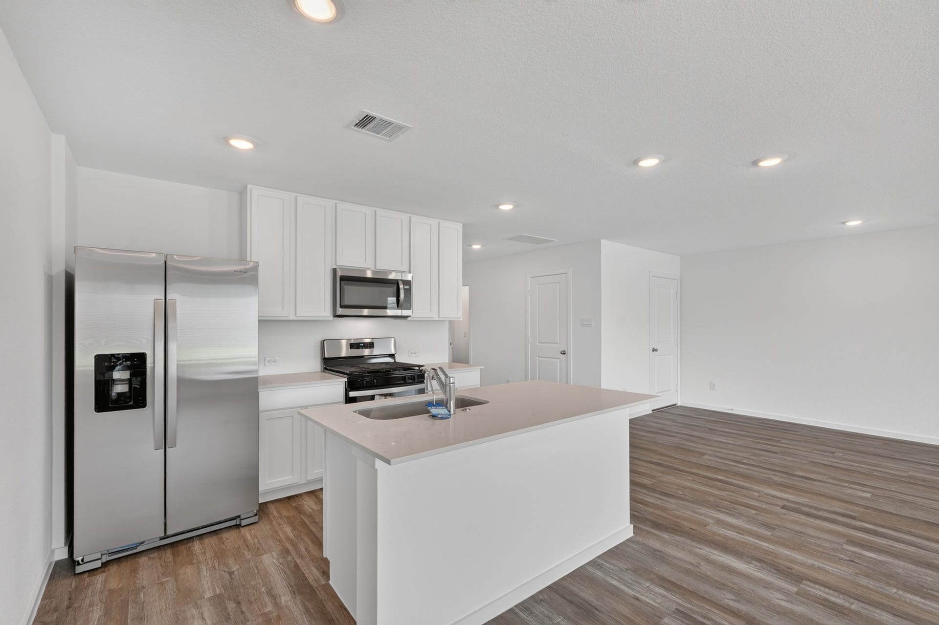 40818 Hawthorne Glades Street, Magnolia, TX 77354 40818 Hawthorne Glades Street, Magnolia, TX 77354