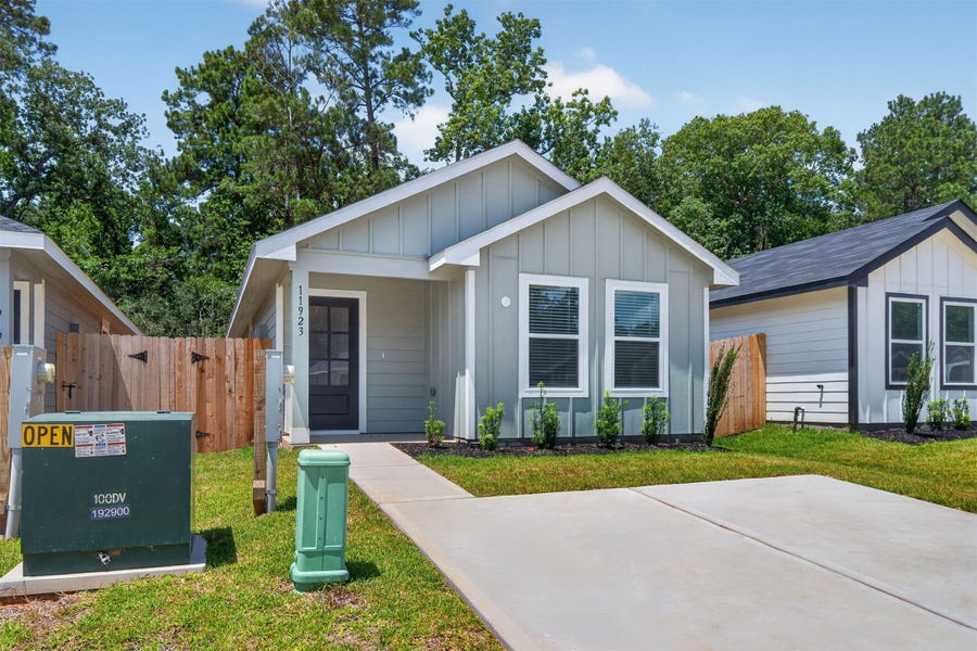 Property photo for 11923 Detar Court, Willis, TX