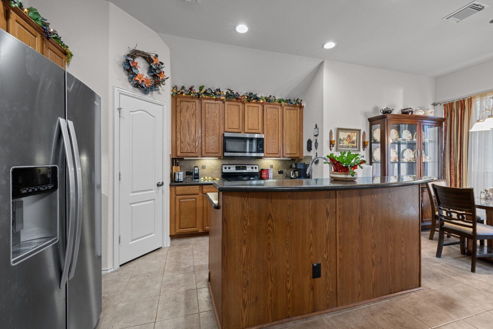 738 Oak Ridge Grove Circle, Spring, TX 77386 738 Oak Ridge Grove Circle, Spring, TX 77386