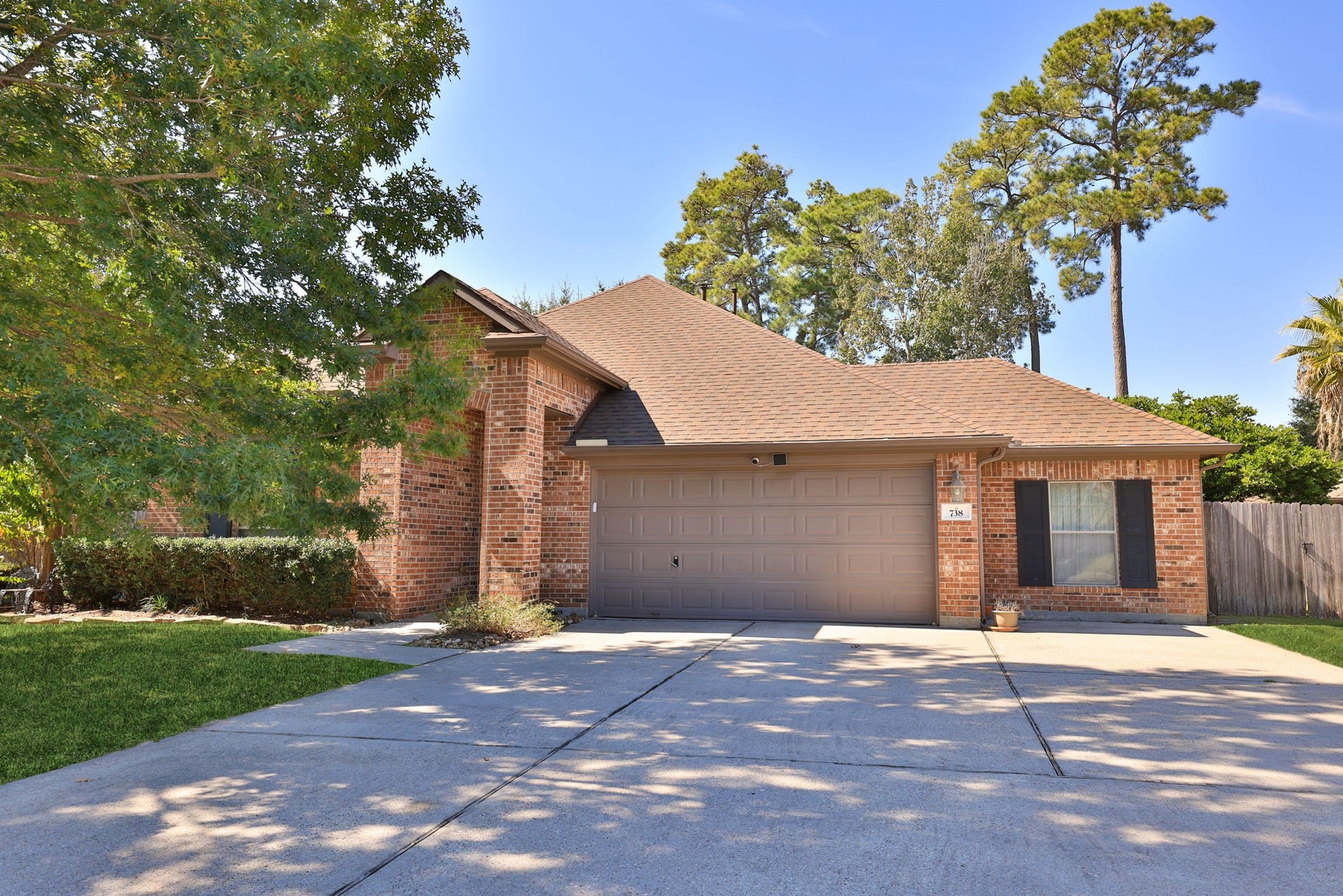 738 Oak Ridge Grove Circle, Spring, TX 77386 738 Oak Ridge Grove Circle, Spring, TX 77386