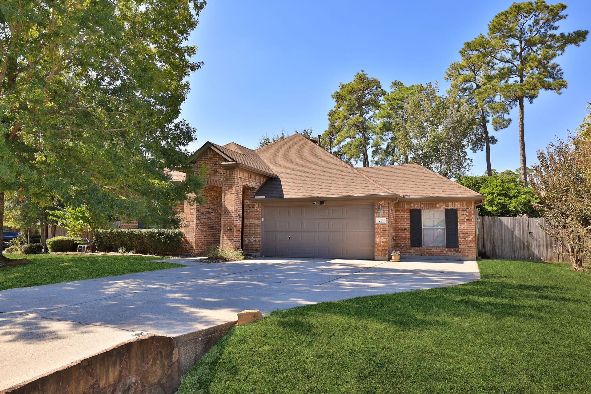 738 Oak Ridge Grove Circle, Spring, TX 77386 738 Oak Ridge Grove Circle, Spring, TX 77386