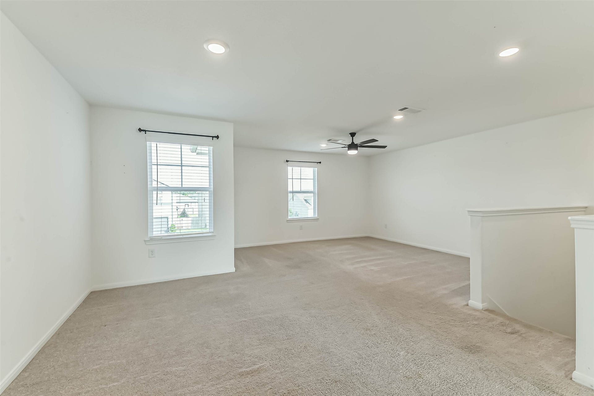 25631 Balsamroot Drive, Magnolia, TX 77355 Upstairs bonus room can be utilized as a game room, media room, or secondary living room.