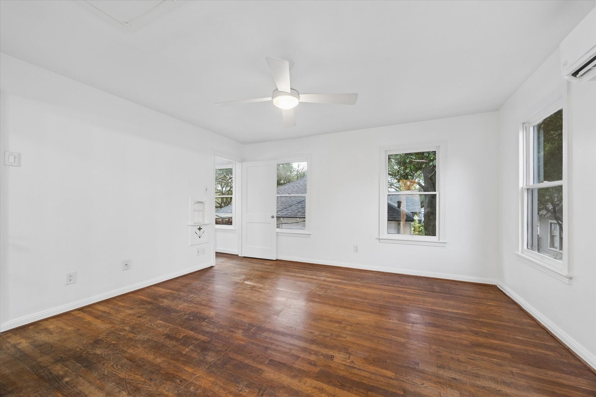 1103 Walling Street, Houston, TX 77009 1103 Walling Street, Houston, TX 77009