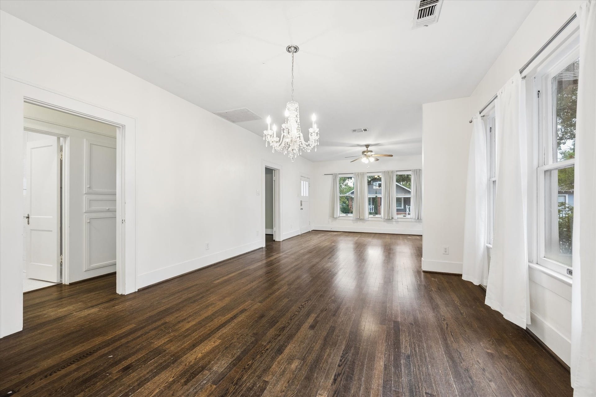 1103 Walling Street, Houston, TX 77009 1103 Walling Street, Houston, TX 77009
