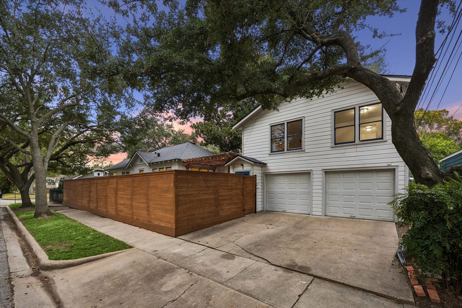1103 Walling Street, Houston, TX 77009 1103 Walling Street, Houston, TX 77009