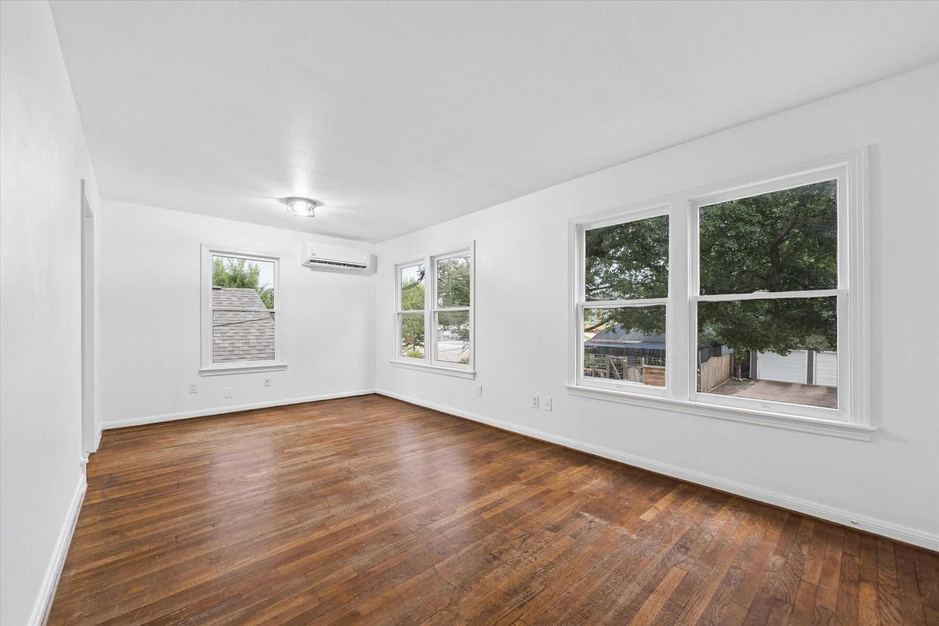 1103 Walling Street, Houston, TX 77009 1103 Walling Street, Houston, TX 77009