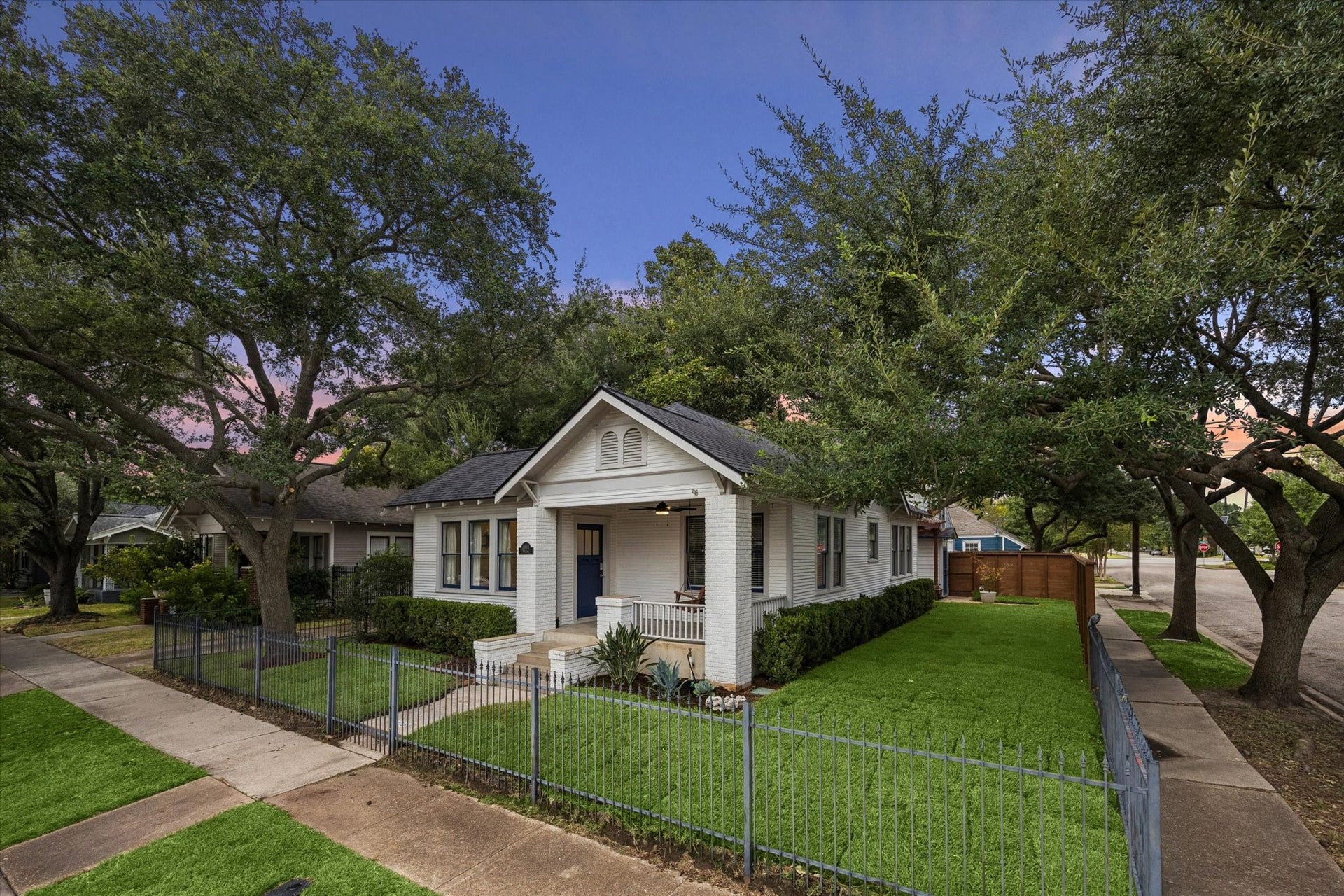 1103 Walling Street, Houston, TX 77009 1103 Walling Street, Houston, TX 77009