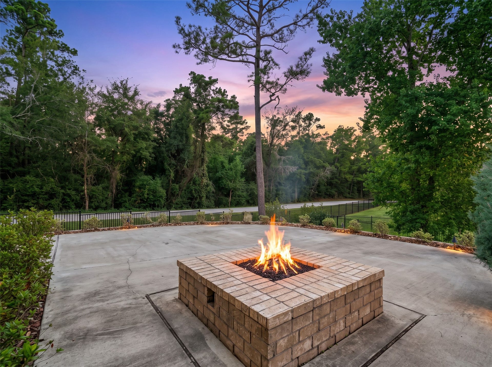 13601 Falcon Court, Montgomery, TX 77356 13601 Falcon Court, Montgomery, TX 77356