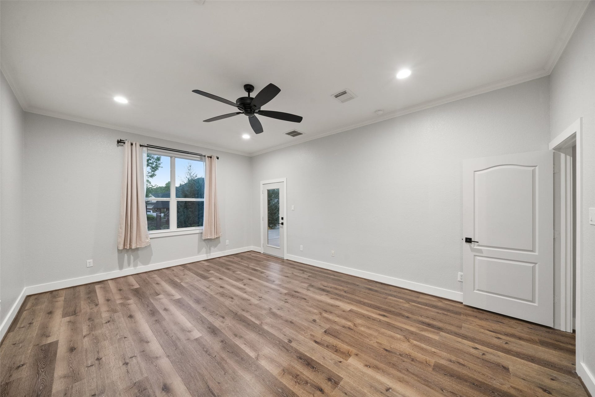 13601 Falcon Court, Montgomery, TX 77356 13601 Falcon Court, Montgomery, TX 77356