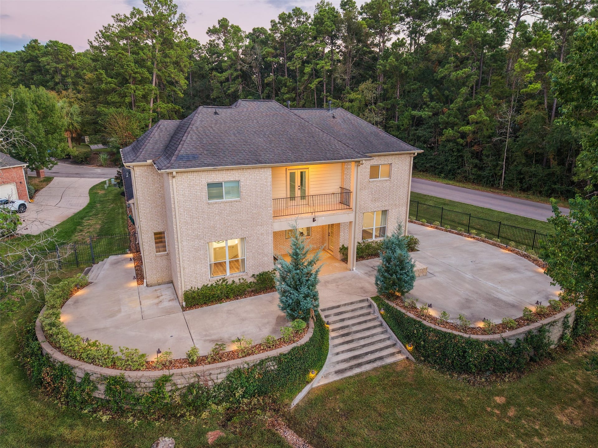 13601 Falcon Court, Montgomery, TX 77356 13601 Falcon Court, Montgomery, TX 77356