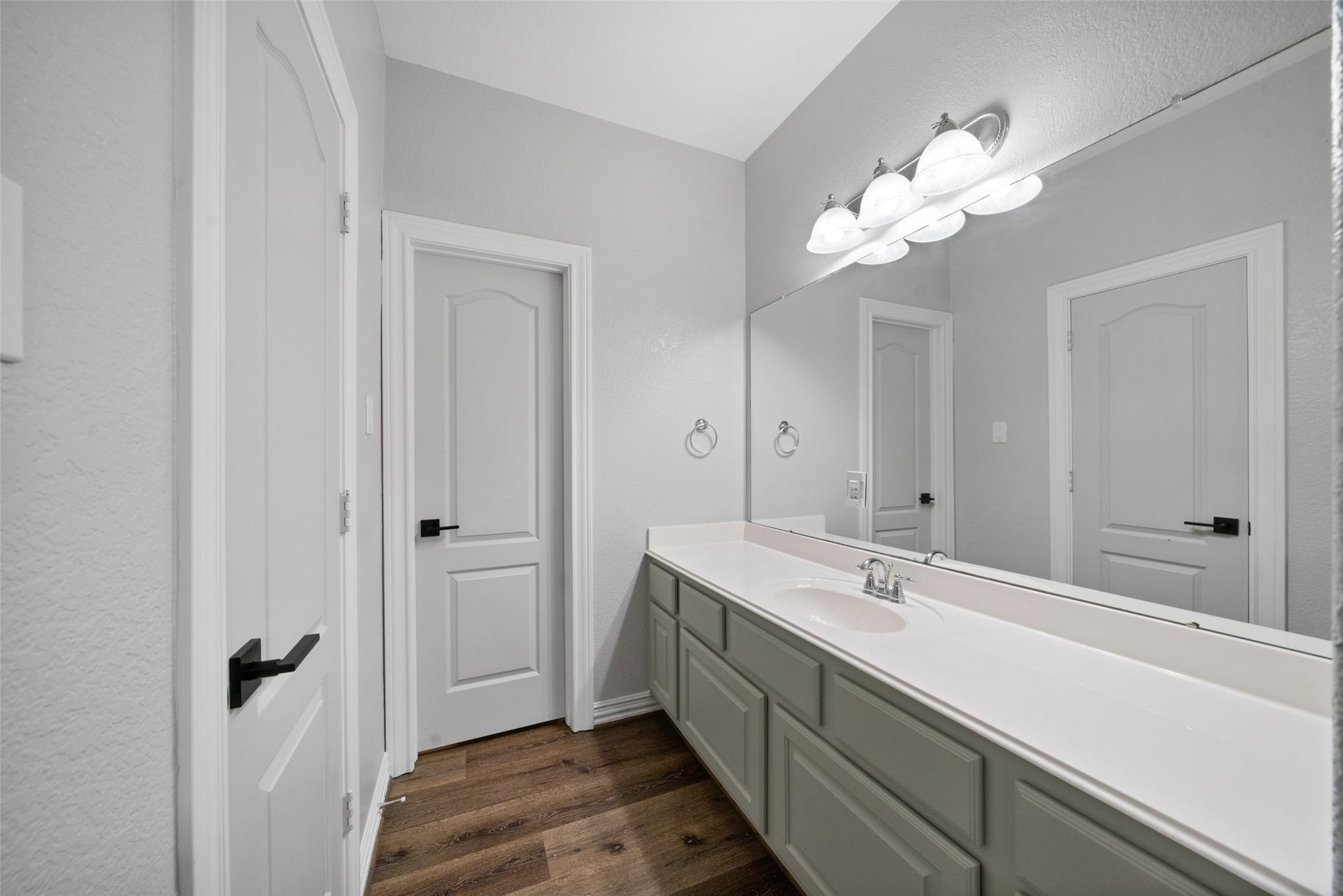 13601 Falcon Court, Montgomery, TX 77356 13601 Falcon Court, Montgomery, TX 77356