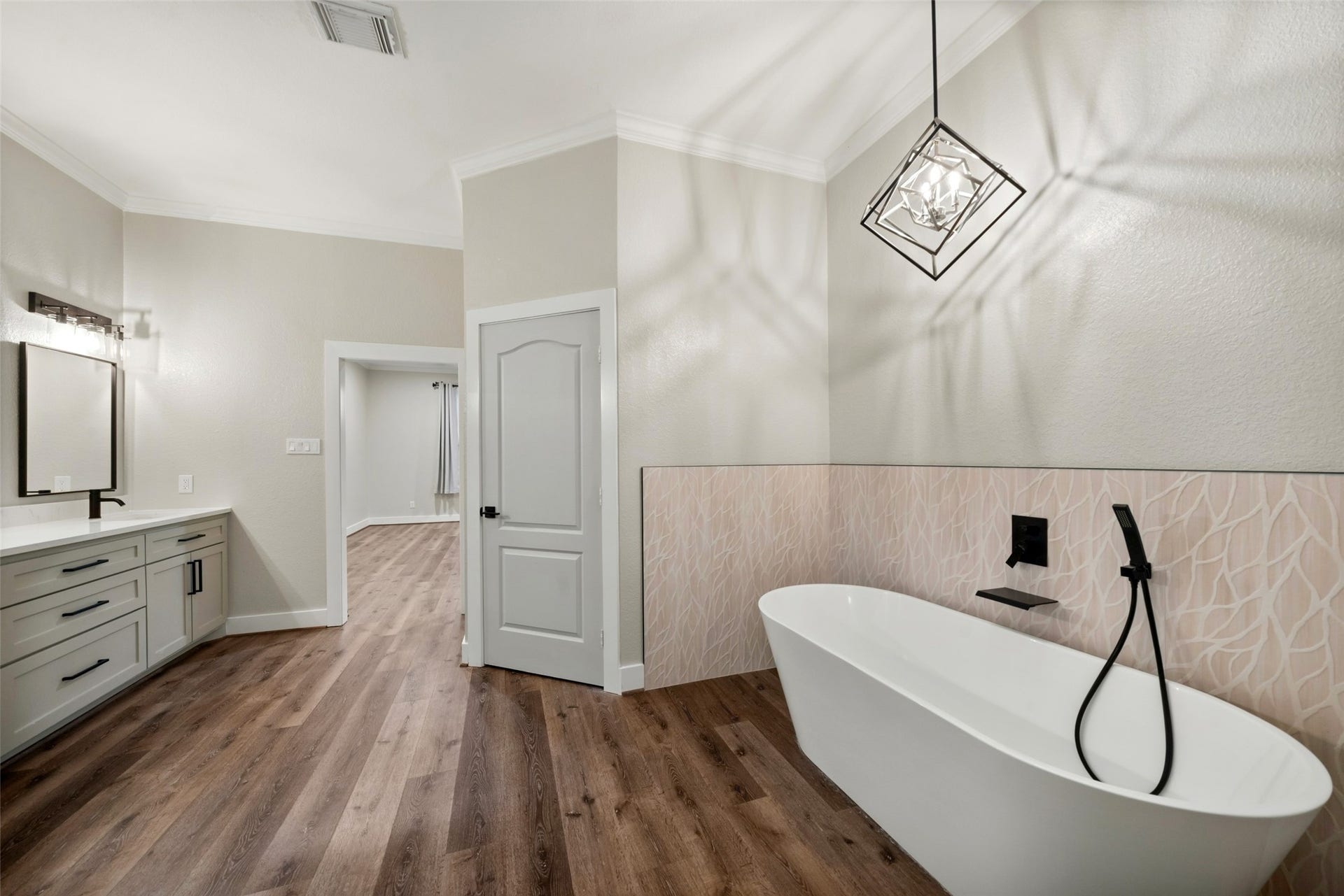 13601 Falcon Court, Montgomery, TX 77356 13601 Falcon Court, Montgomery, TX 77356