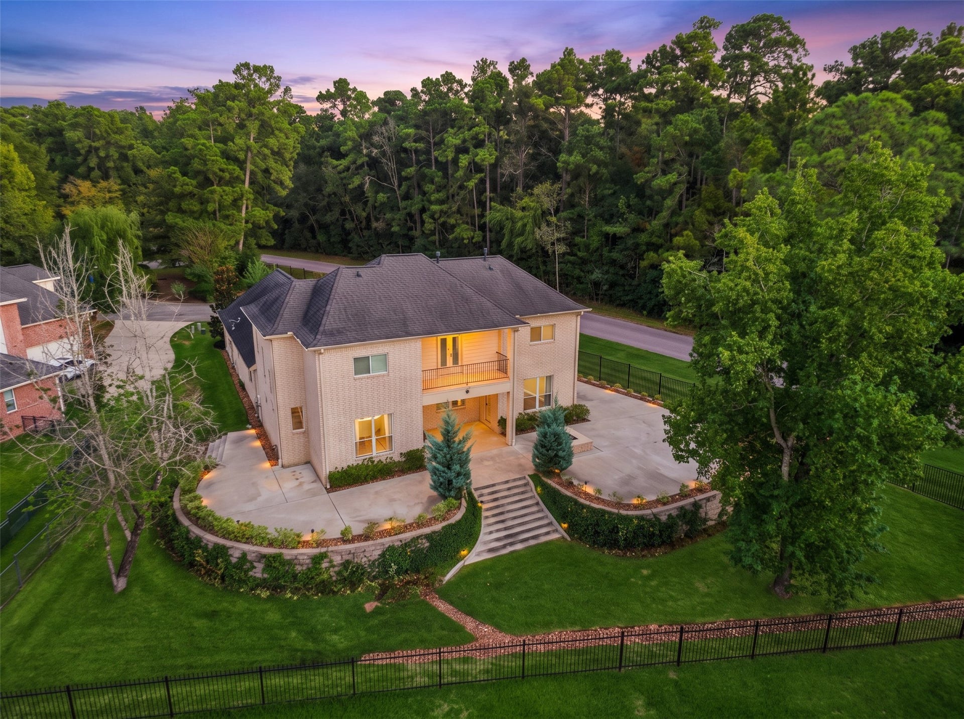 13601 Falcon Court, Montgomery, TX 77356 13601 Falcon Court, Montgomery, TX 77356