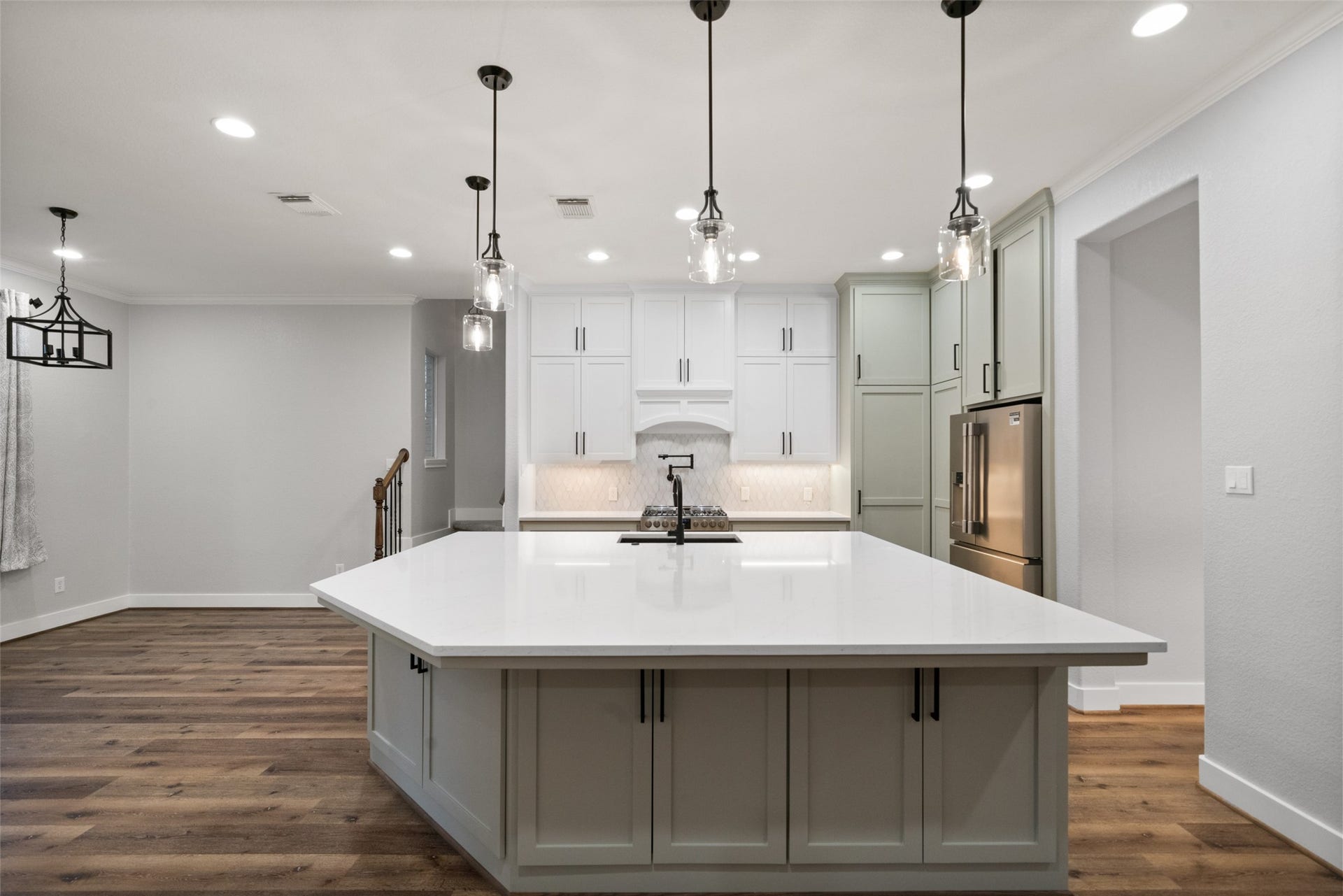 13601 Falcon Court, Montgomery, TX 77356 13601 Falcon Court, Montgomery, TX 77356