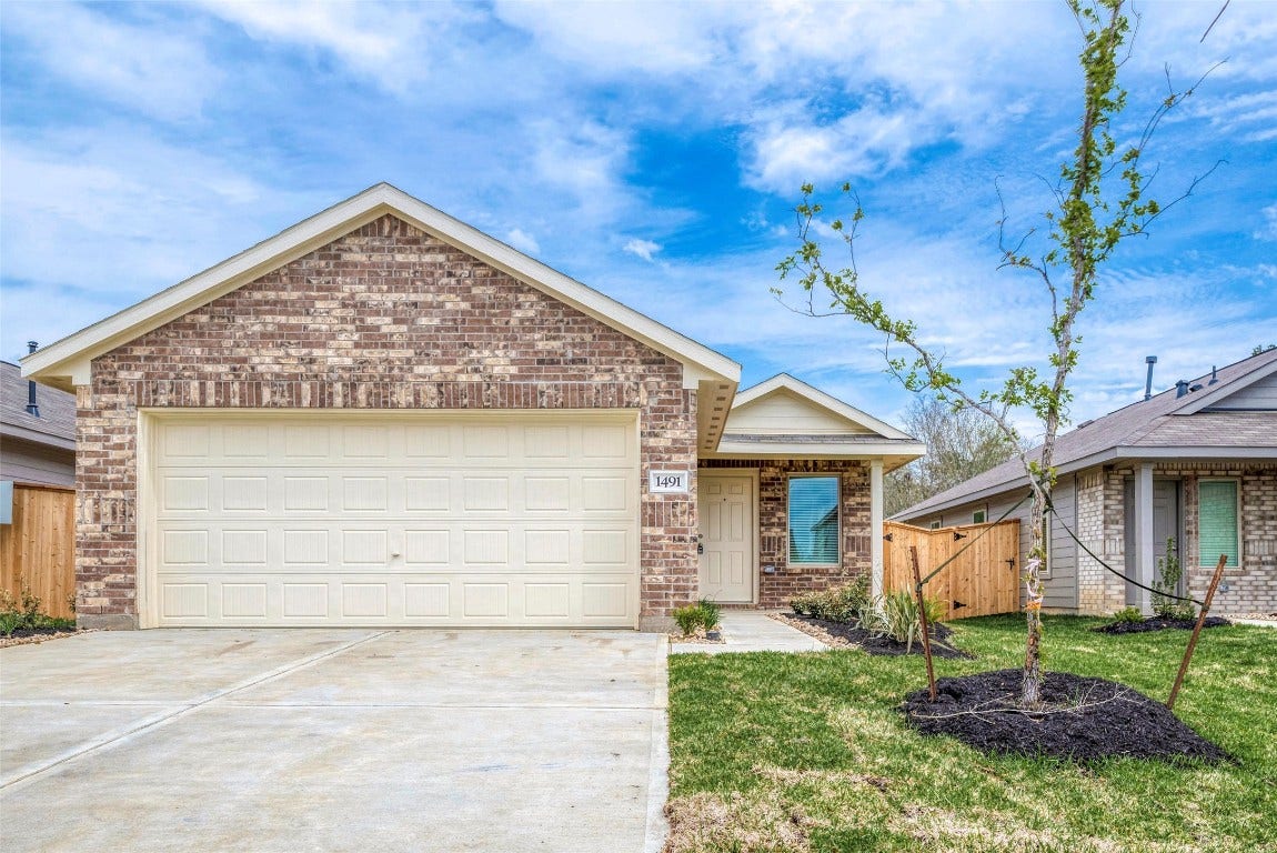 1491 Las Cuevas Drive, Conroe, TX 77301