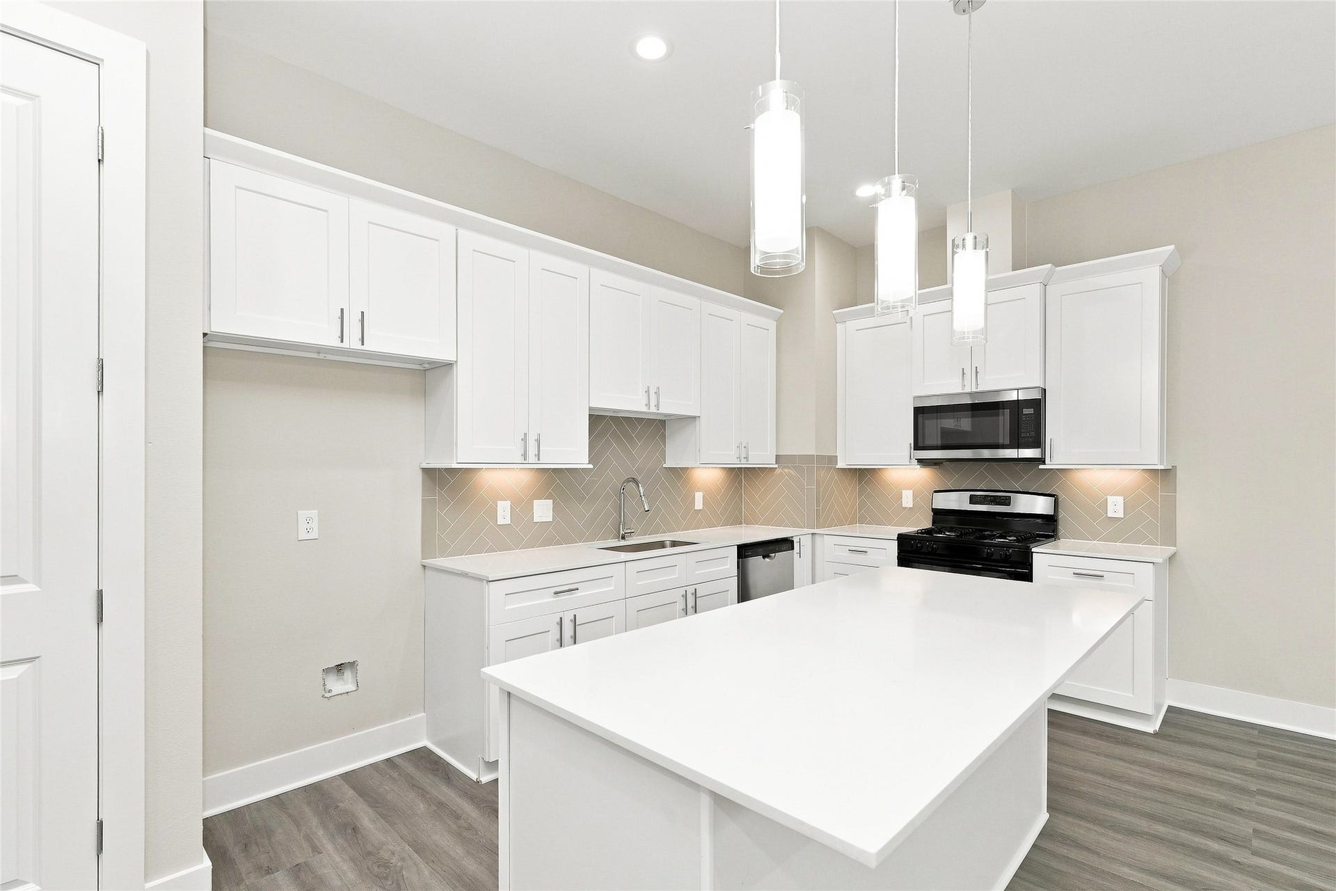 8316 Curry Road, #A, Houston, TX 77093 8316 Curry Road, #A, Houston, TX 77093