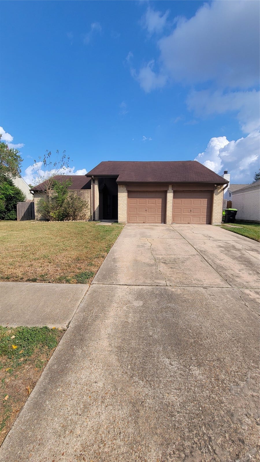 Property photo for 1919 Long Barrel Lane, Sugar Land, TX