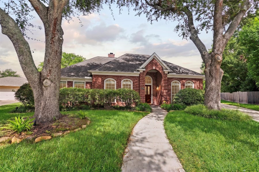 Property photo for 4506 Lowerby Lane, Sugar Land, TX