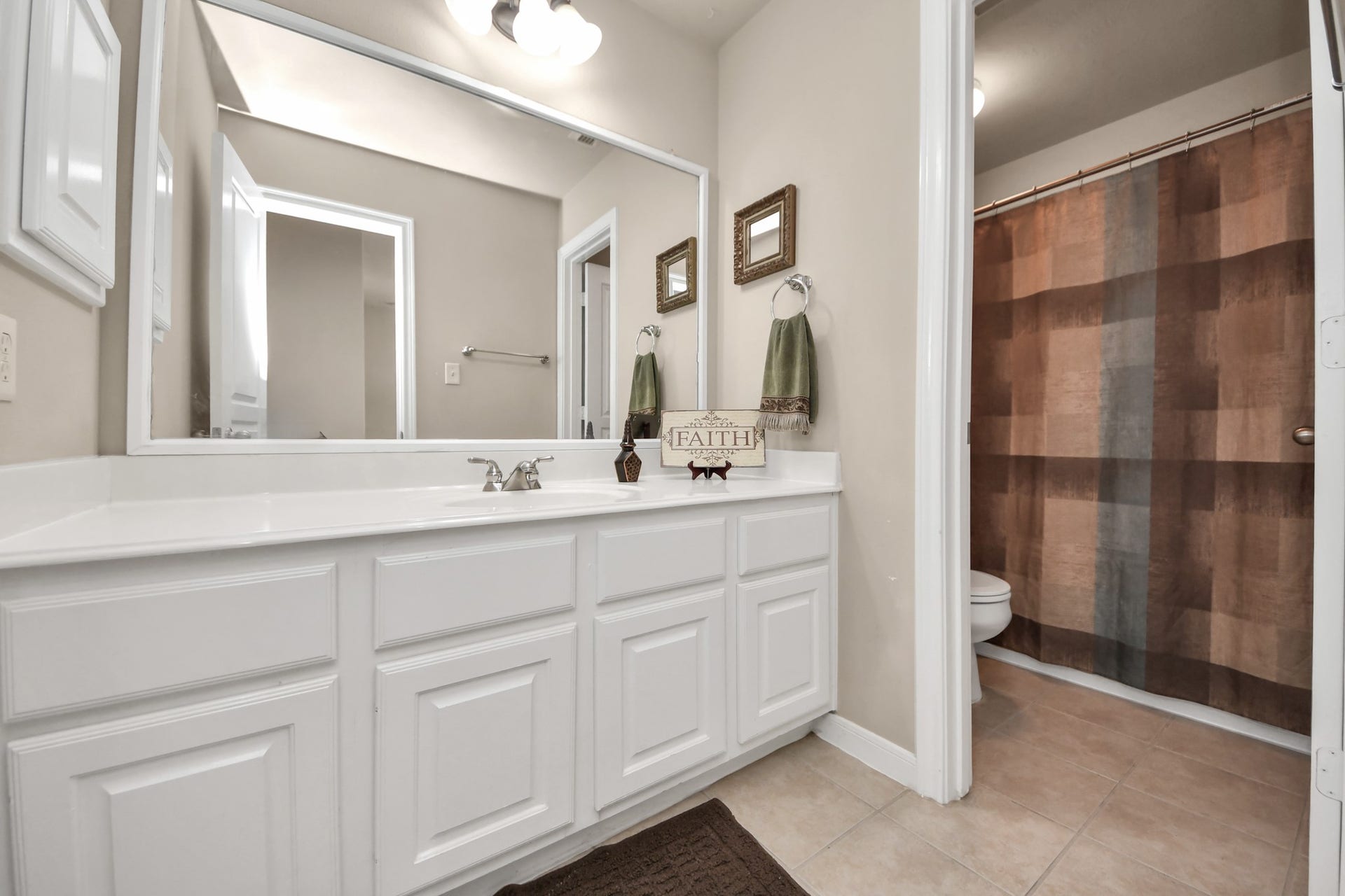 17418 Memorial Mills Drive, Spring, TX 77379 One of three full baths upstairs